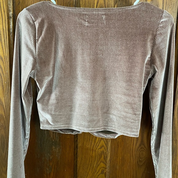 Urban outfitters size small Velour crop top - Picture 2 of 3